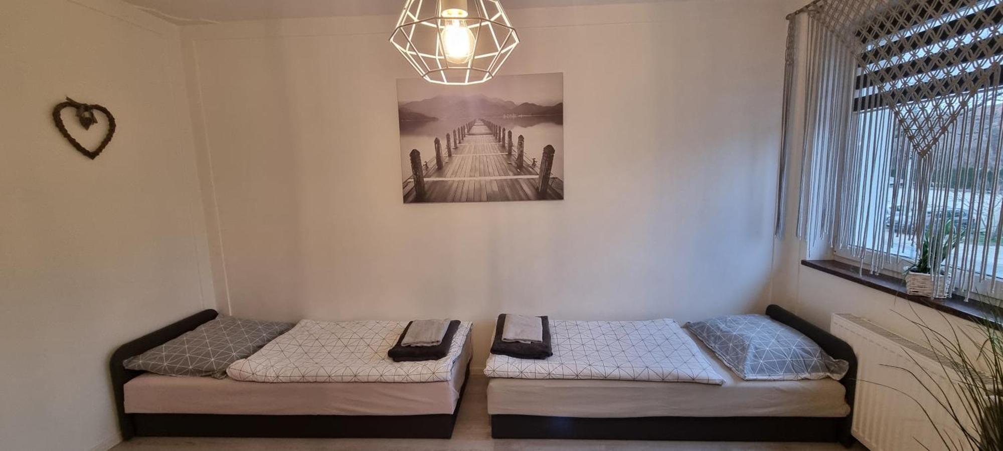 Noclegi Na Lacznej Świebodzice Εξωτερικό φωτογραφία